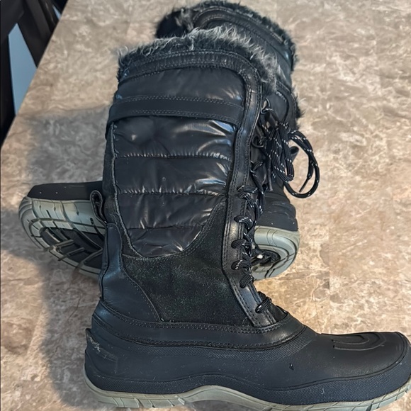The North Face Black Winter Rain Boots with Insulation